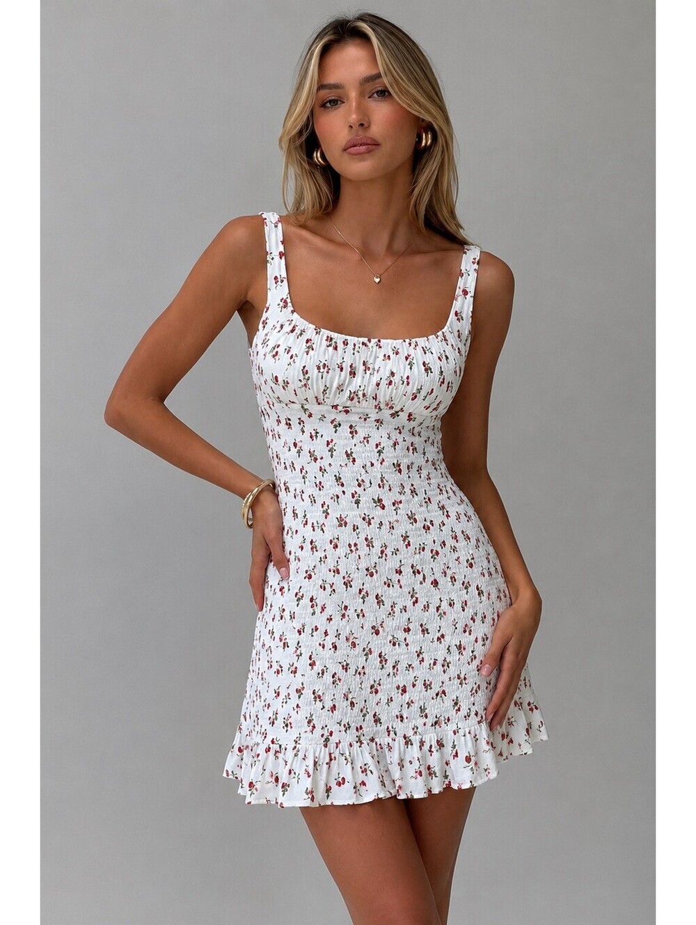 Abercrombie  Mini Sundress a delicate red cherry/floral print Smocked Medium